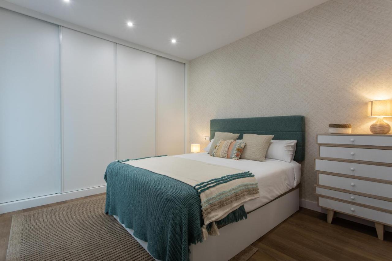 Zalaeta Playa Apartments Ла-Корунья Экстерьер фото