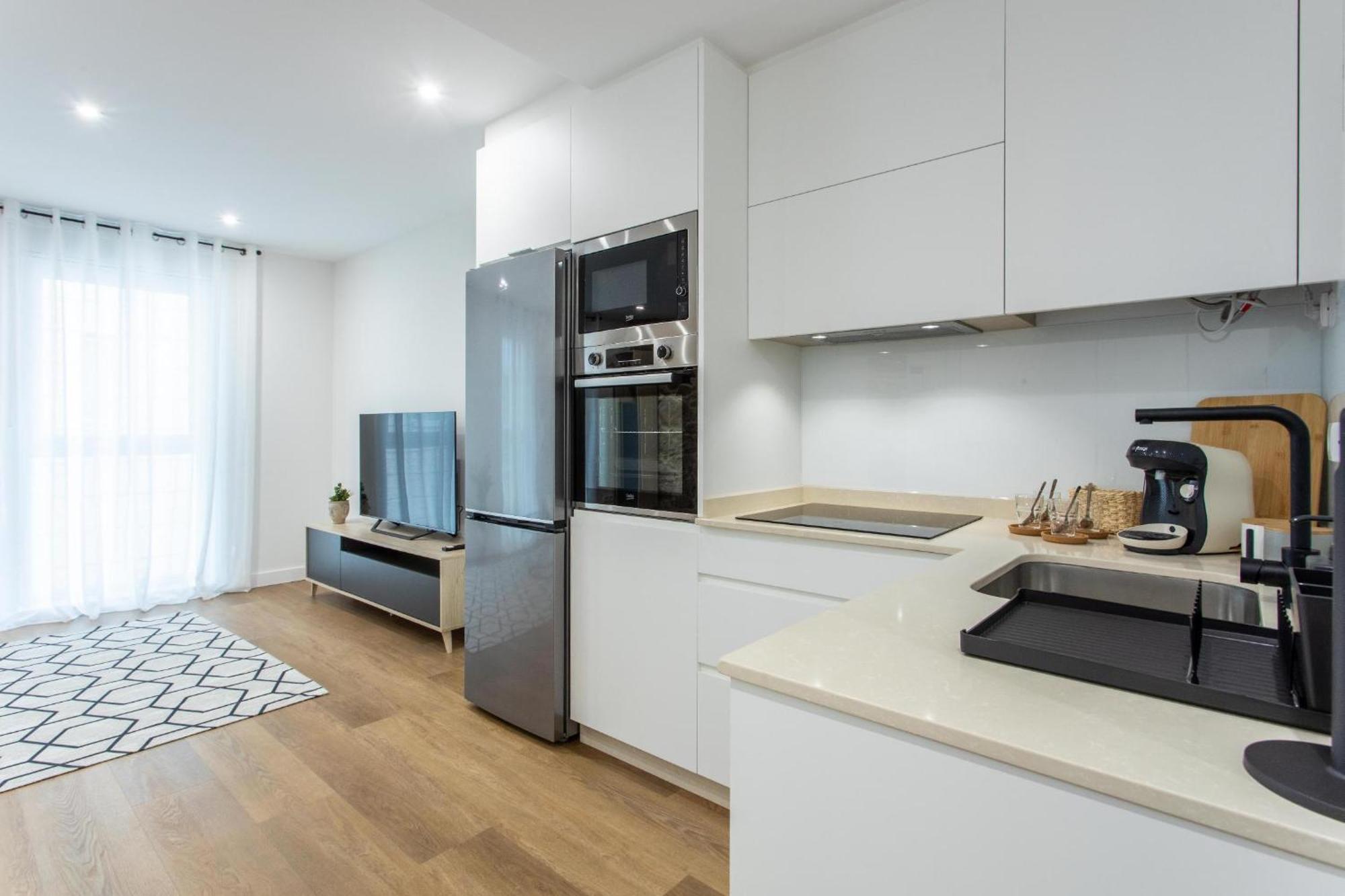 Zalaeta Playa Apartments Ла-Корунья Экстерьер фото